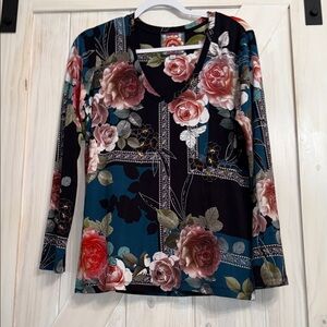 Johnny Was M pink roses on black like new multi shirt